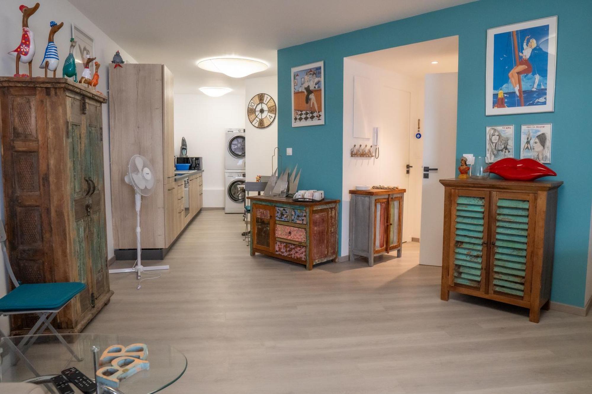 T2! 3 Ou 4 Personnes Centre Ville Neuf Avec Garage Sanary-sur-Mer Exterior photo